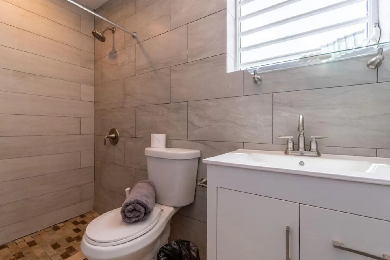 Modern 4-Bedroom Penthouse In Historic Old San Juan Apartment