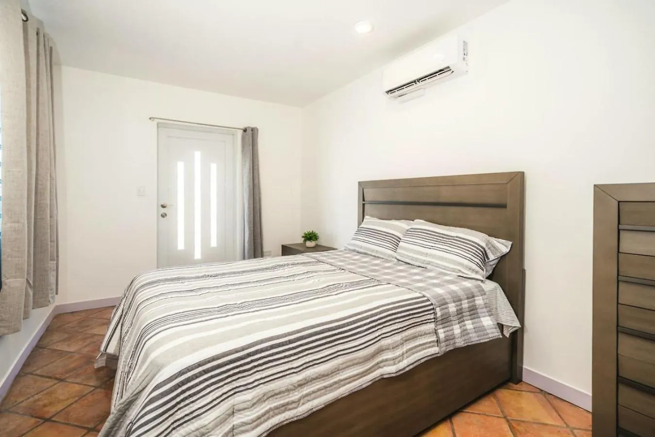 Modern 4-Bedroom Penthouse In Historic Old San Juan