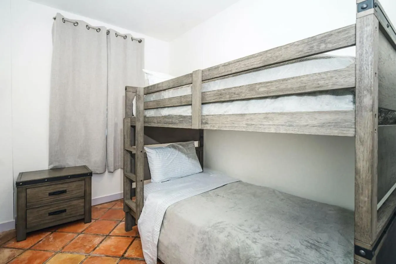 Apartment Modern 4-Bedroom Penthouse In Historic Old San Juan