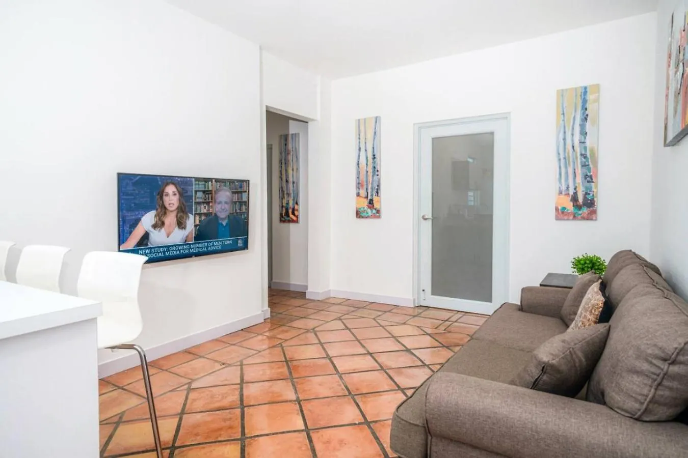 Modern 4-Bedroom Penthouse In Historic Old San Juan 0*,